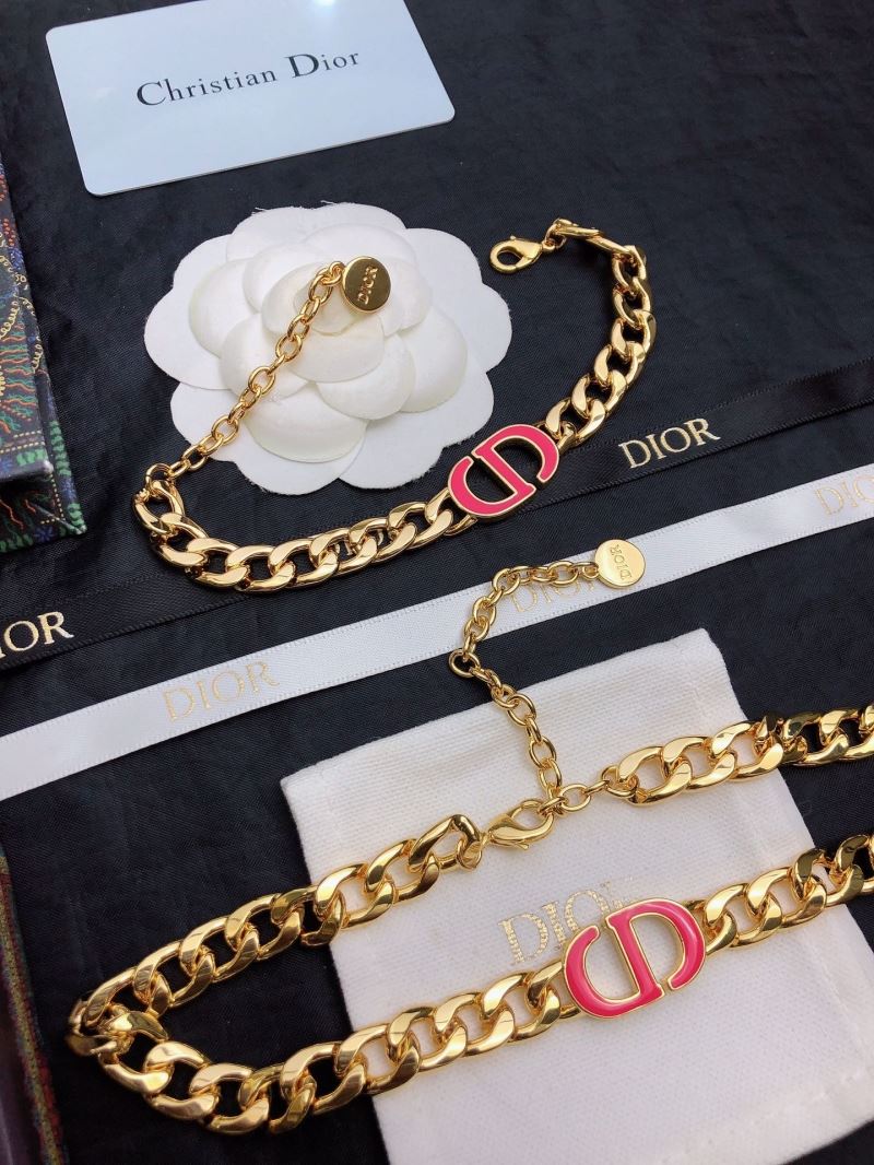 Christian Dior Necklaces